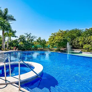 Taheima 2110a , Nuevo Vallarta México
